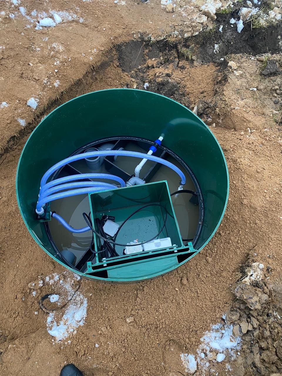 Откачка избыточного ила из стабилизатора — плановое обслуживание раз в 3-6 месяцев