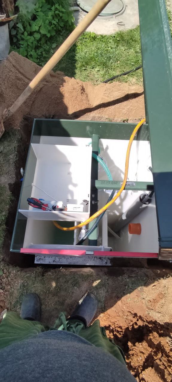 Полипропиленовый корпус крупным планом — толщина стенки 15-20 мм